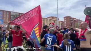Así se vivieron los minutos finales del partido y la celebración del título y ascenso a Primera RFEF del CD Teruel