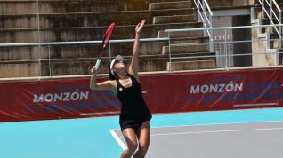 Una de las participantes en el torneo de Monzón.