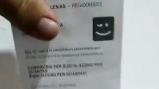 El vídeo que muestra que las papeletas de Sueca estaban impresas con una candidatura por cada lado