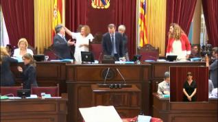 Vox presidirá el Parlament de Baleares tras llegar a un acuerdo con el PP para la constitución de la Mesa