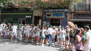 Ambiente en la calle del Bar Brasil de Huesca durante las Fiestas de San Lorenzo 2023 de Huesca. gsc1