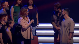 Momento en el que Antonio Orozco sorprendió a los padres de Samuel Danyans