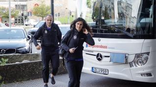 Fotos de la llegada de la selección española de fútbol femenino a Suecia