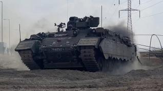 Israel intensifica las operaciones terrestres en Gaza, que se encuentra incomunicada