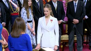 La Princesa Leonor jura la Constitución
