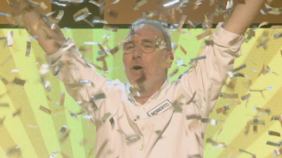 Roberto Perna celebrando el triunfo en 'Atrápame si puedes'