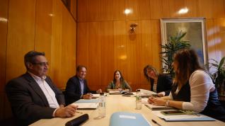 Calvo, Lorén, Sara Fernández, Ranera y Tomás, en la junta de portavoces.