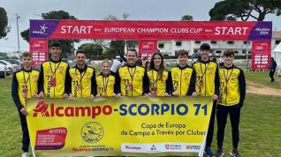 Los equipos del Alcampo-Scorpio 71 en el Europeo.