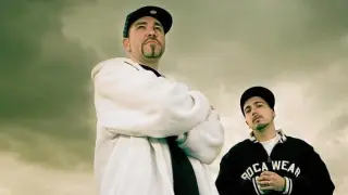 Imagen promocional de SFDK con sus dos integrantes: el rapero Zatu (i) y el Dj Acción Sánchez (d).