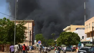 Imagen de archivo de un ataque armado en Burkina Faso.