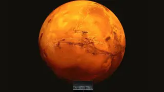 Fotografía facilitada por la Agencia Espacial Europea (ESA), de la reproducción artística de la sonda Mars Express que explora el hemisferio sur de Marte.