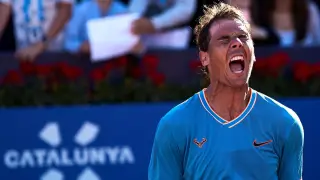 El tenista Rafa Nadal celebra su victoria ante el alemán Han Lennard Stuff tras derrotarle por 7-5, 7-5.