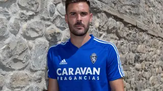 Francisco Javier Atienza posa para HERALDO DE ARAGÓN en el Hotel Barceló Monasterio de Boltaña, en donde es debutante con la plantilla del Real Zaragoza en este verano de 2019.