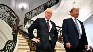 Donald J. Trump, junto al primer ministro británico Boris Johnson