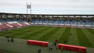El estadio del Almería, a la llegada de los jugadores.