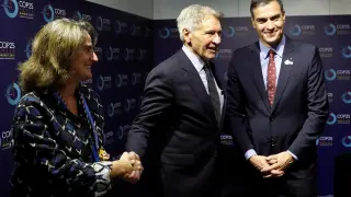 Reunión entre Harrison Ford, Pedro Sánchez y Teresa Ribera en la Cumbre del Clima.