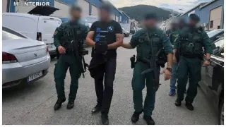 Fotografía facilitada por la Guardia Civil de narcotraficante detenido en Algeciras.