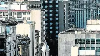 Vista aérea de edificios de viviendas y oficinas del centro de Zaragoza