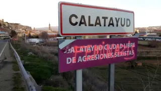 Cartel Dañado en Calatayud