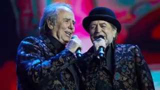 Joan Manuel Serrat y Joaquín Sabina en uno de sus últimos conciertos.