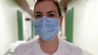 Llum Andrés, enfermera del Hospital Clínico, se ha recuperado del coronavirus y ya ha vuelto a trabajar.