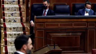 Abascal, Sánchez e Iglesias, durante la sesión del miércoles del debate de la moción de censura de Vox.