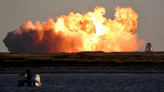 Momento de la gran explosión de la nave.