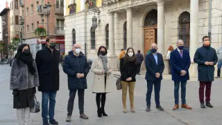 Representantes de las entidades promotoras de Marketplace en la plaza de la Catedral de Teruel.