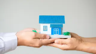 Buscar casa sabiendo qué quieres comprar y qué características debe cumplir la vivienda te permitirá encontrar la solución inmobiliaria adecuada en el menor tiempo posible.