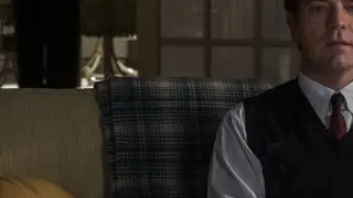 Ewan McGregor, caracterizado como Roy Halston Frowick