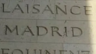 ¿Por qué el nombre de Mequinenza aparece en el Arco del Triunfo de París?