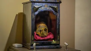 El cráneo del Papa Luna vuelve a Sabiñán 21 años después de su robo