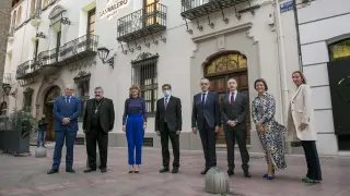 César Romero, Carlos Escribano, Pilar Alegría, Arturo Aliaga, Pedro Baringo, Fernando Beltrán, Berta Sáez y Pilar Andrade.
