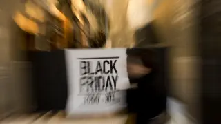 Black Friday en una tienda de Zaragoza. gsc