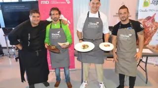 Hugo López, Jesús Jiménez, Ariel Munguía y Carlos Maldonado, con los platos ganadores.