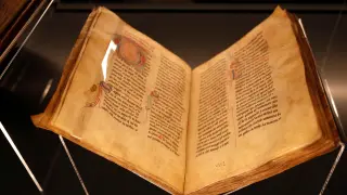 Exposición "Los libros del rey Sabio. VIII centenario del nacimiento de Alfonso X (1221-2021)"