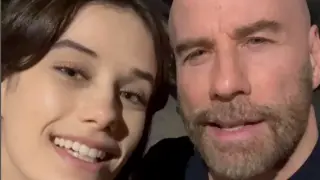 Ella Travolta y John Travolta, en su vídeo publicado en Instagram.