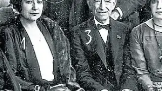 Federico García Lorca (2), Margarita Xirgu (1) y Manuel de Falla (3), en una imagen de 1934.
