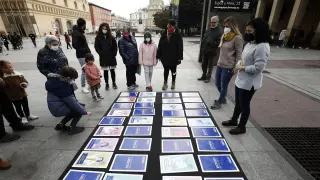 Un 'memory' de científicas para que los niños jueguen en la plaza del Pilar