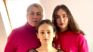 Familia ucraniana en Varsovia (Polonia)