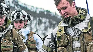 Soldados de las Fuerzas Armadas de Noruega participan en un ejercicio militar junto a tropas de la Alianza Atlántica