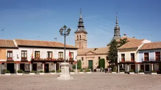 Ayuntamiento y Iglesia de Navalcarnero.
