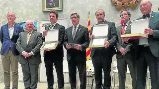 Aliaga, con los premiados con las Medallas de Aragoneses de Mérito, en el Ayuntamiento de Cuarte