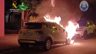 Incendio intencionado del vehículo de Fraga.