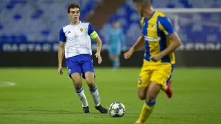 Francho, capitán del Real Zaragoza Juvenil en el partido ante el Apoel Nicosia de Chipre en la Youth League 19-20. Ganó 5-0 el equipo aragonés en La Romareda.