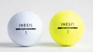 La bola de golf Inesis 100.