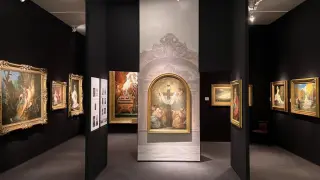 El Goya que procede de Torrecilla de Valmadrid, en el centro, tal y como se expone en Maastricht.