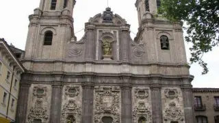 Fachada de la Real Capilla de Santa Isabel