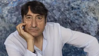 Carmelo Gómez, en el rodaje del documental sobre Odón de Buen, el 5 de julio en Zaragoza.