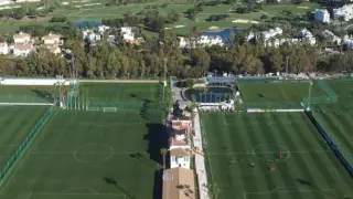 Imagen parcial de los campos centrales del Marbella Football Center.